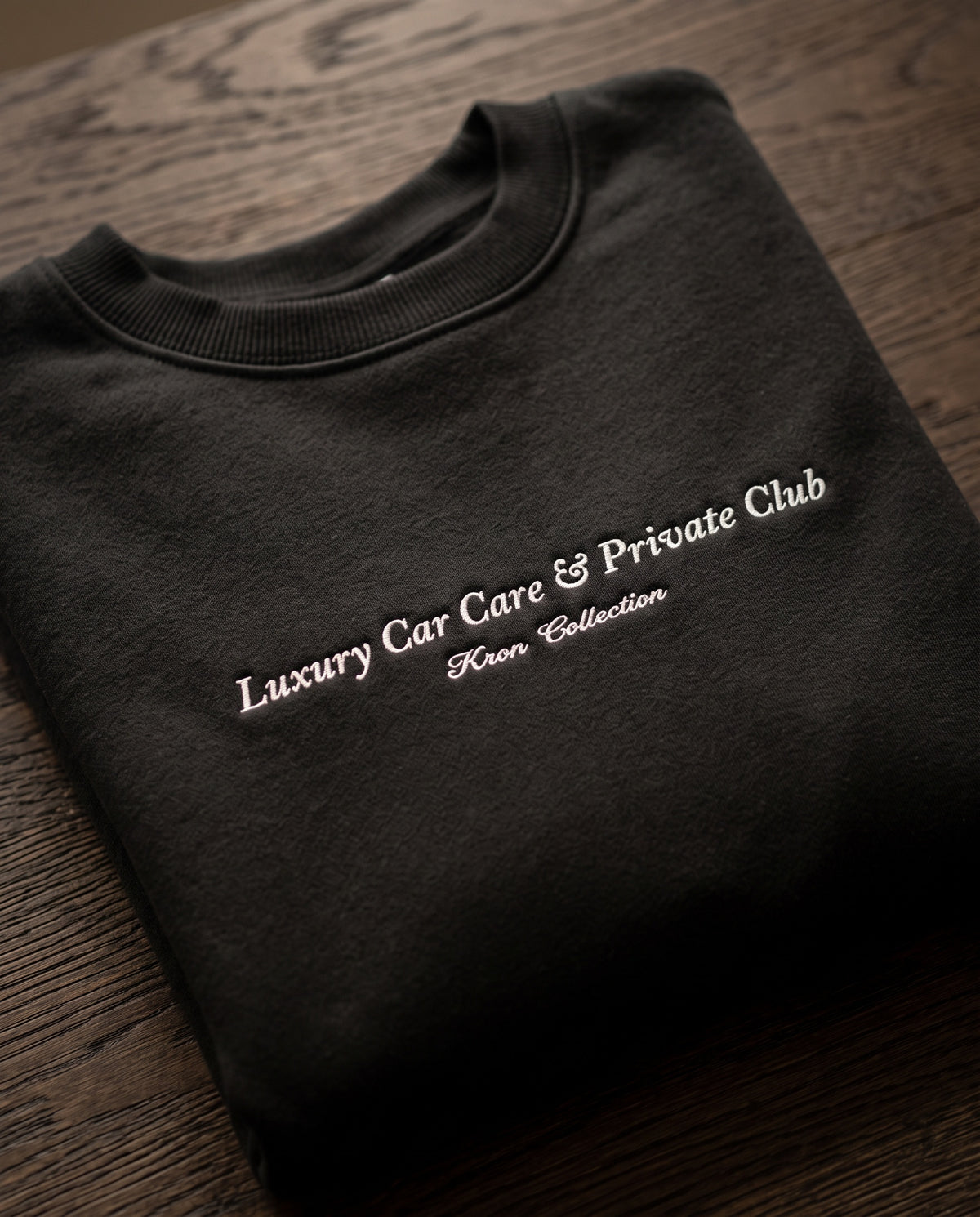 Heritage sweatshirt · chest detail on oak