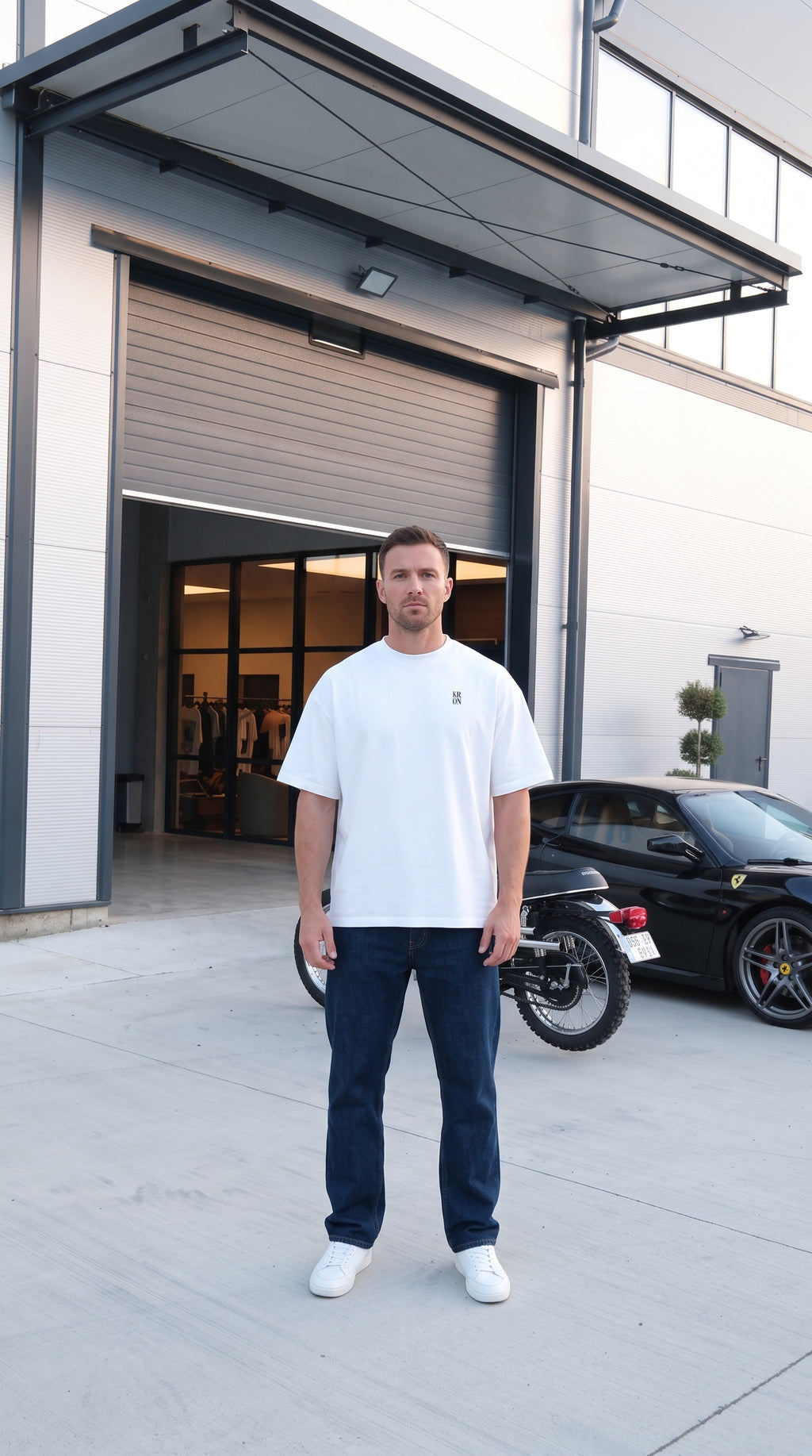 Rari Tee
